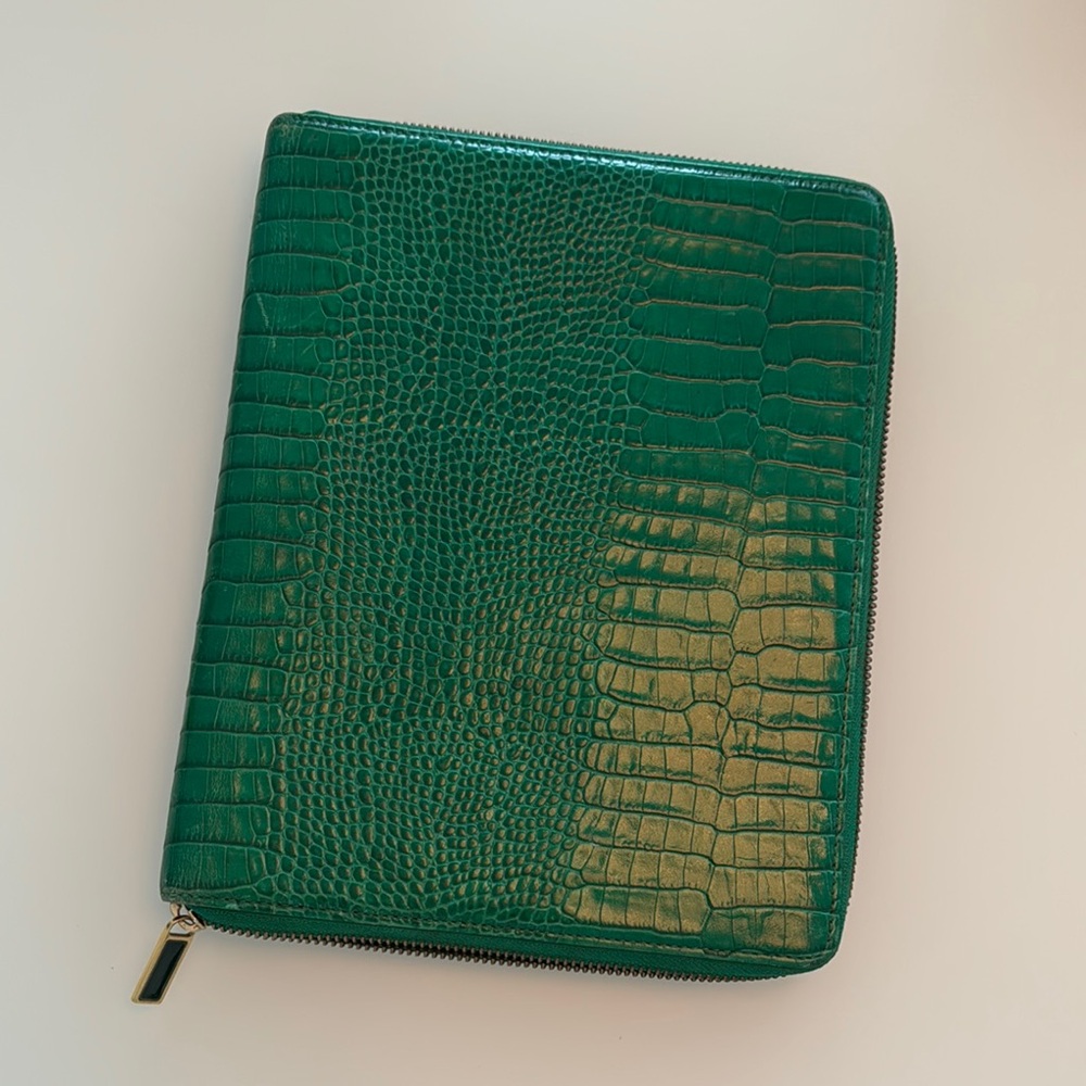 Smythson Green Crocodile Embossed Zip case for  iPad